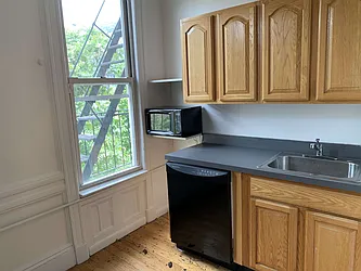 Rented by Flatiron Real Estate Advisors LLC