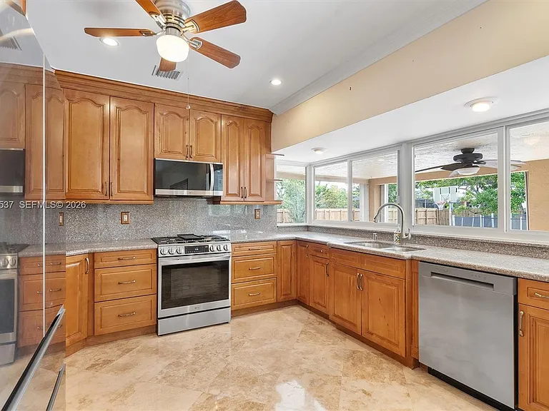 13241 SW 99th Ct — Photo 30