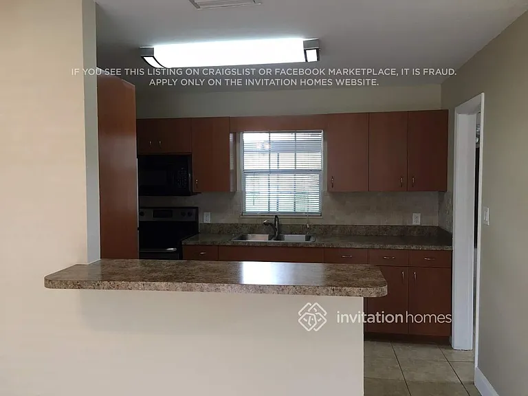 3701 Schwalbe Dr — Photo 32