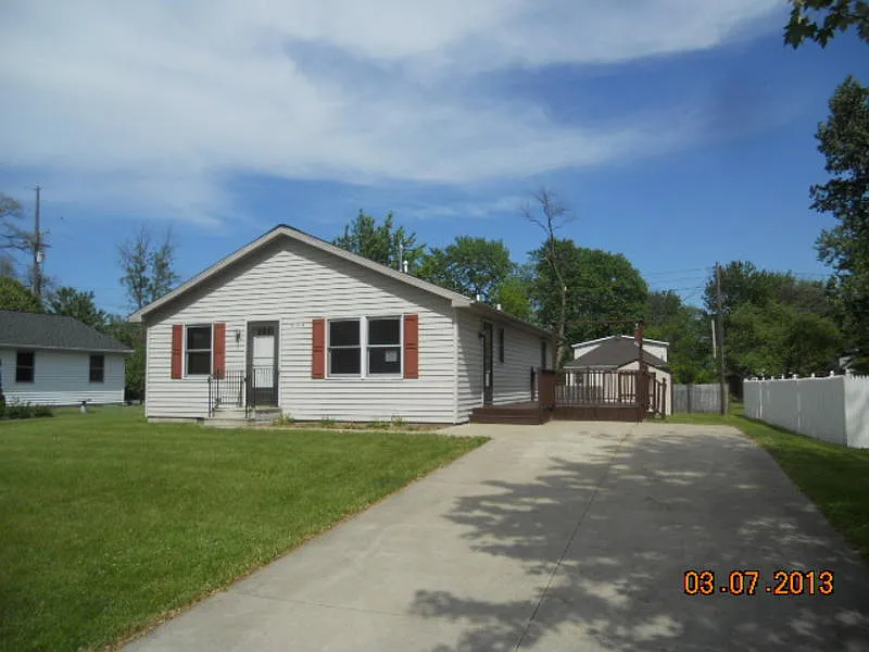 504 Harvard St photo 1