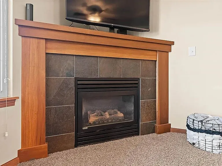 1635 Burr Dr — Photo 11