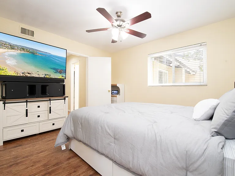 2604 N Tustin Ave #D — Photo 7