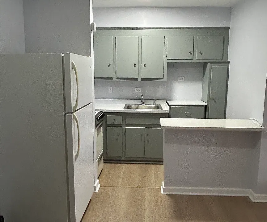 84-20 51st Ave #4J