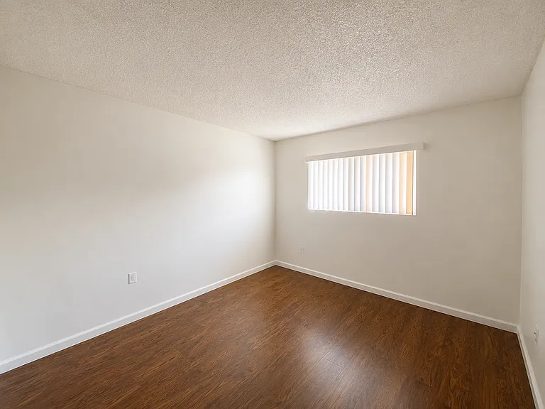 Vista Capri Apartments in Kearny Mesa — Photo 10