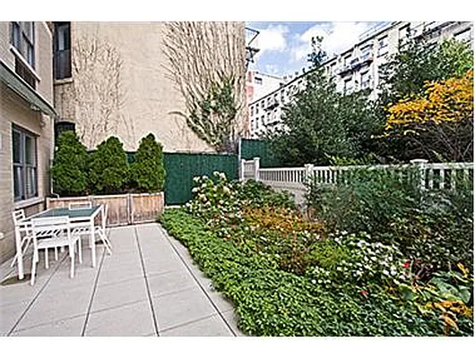 Sold by Douglas Elliman | media 14