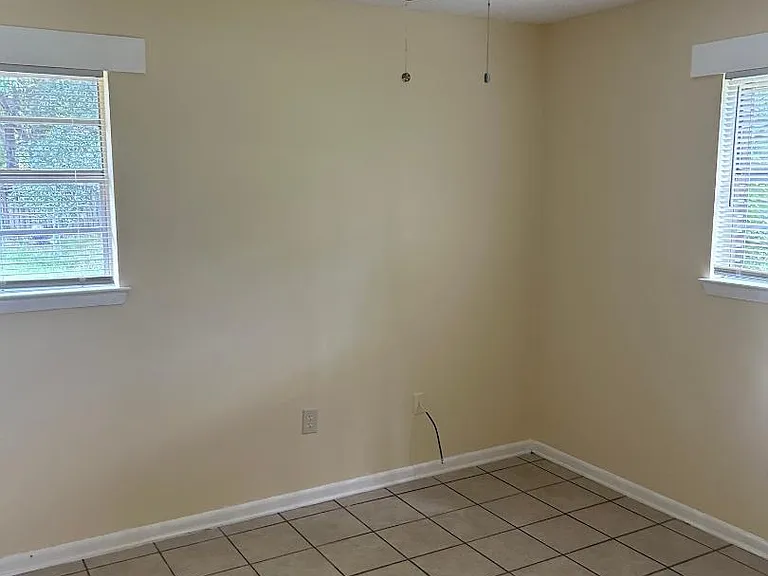 1120 Leigh St — Photo 6
