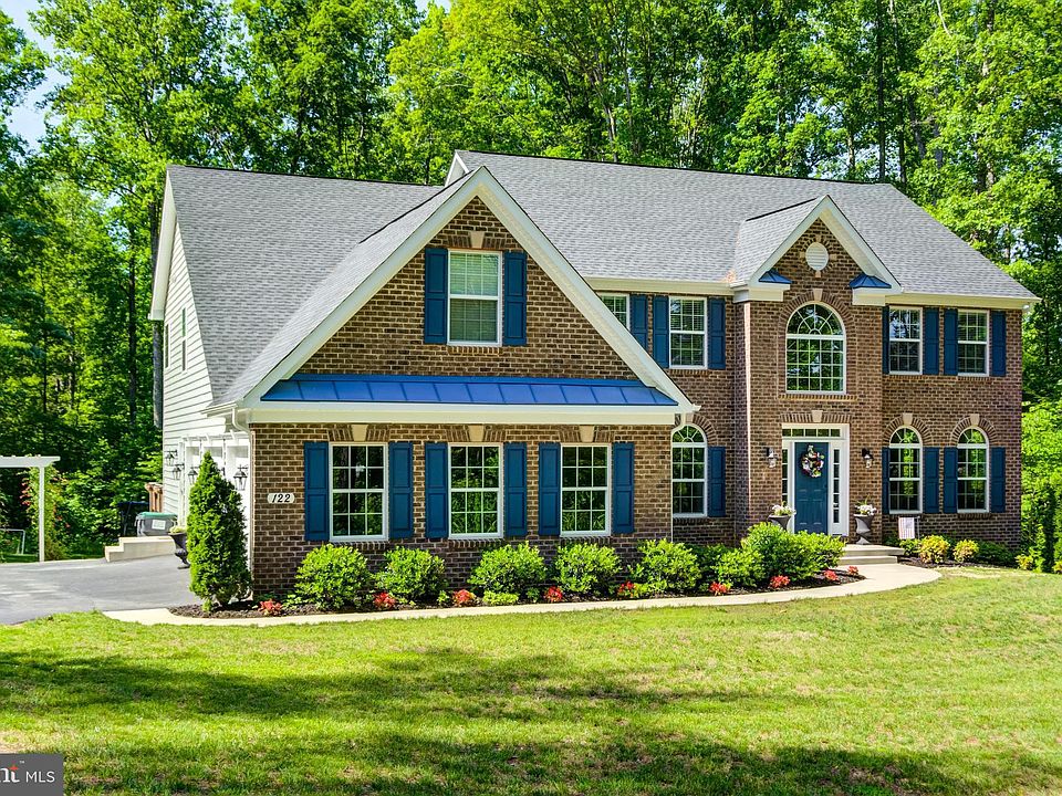 1st image of 122 Donovan Ln