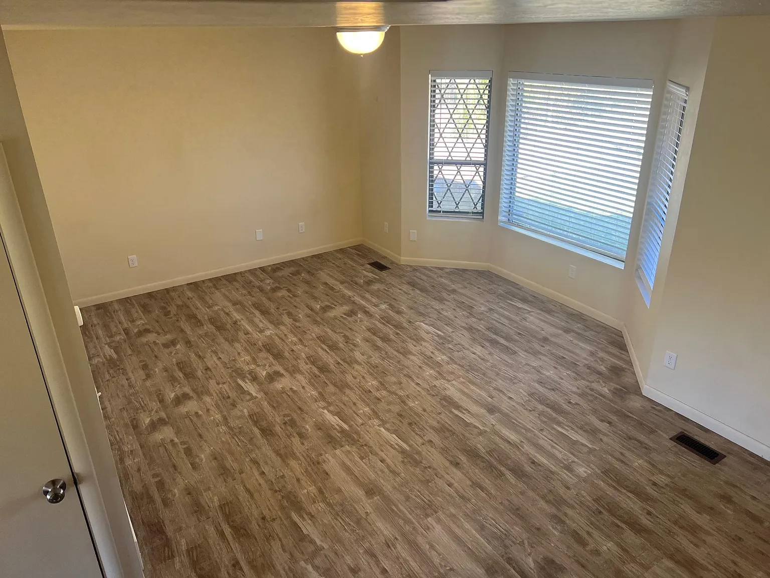 3838 S Crazy Acres Rd E — Photo 3