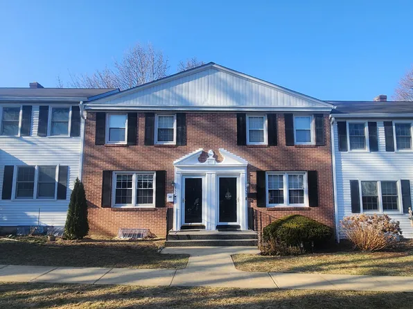 259 Sylvan Knoll Road, Stamford, CT 06902