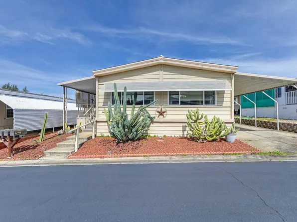 12207 Hemlock Dr #99, Auburn, CA 95603