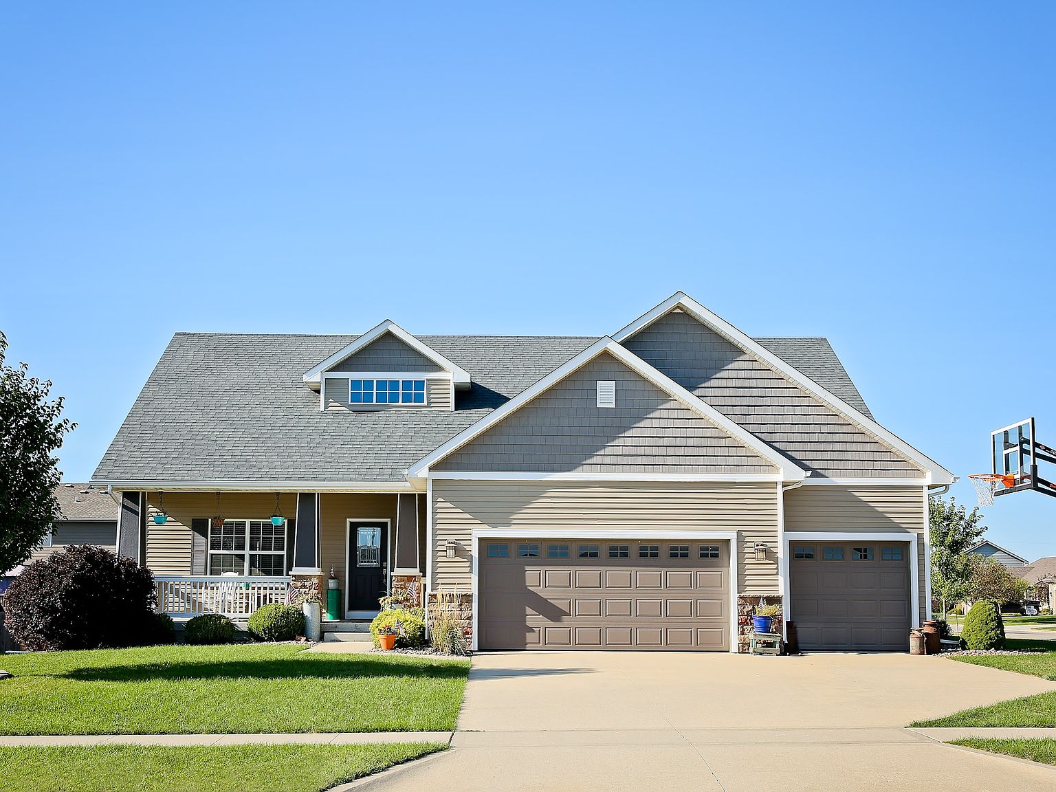 714 NE 45th Ct, Ankeny, IA 50021 | Zillow