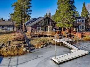 2210 Inverness Dr, South Lake Tahoe, CA 96150
