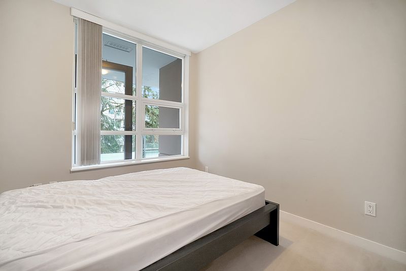 Burnaby Apartment for rent - 2 Bedrooms — photo 12