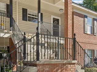 211 Edgewater Rd, Savannah, GA 31406