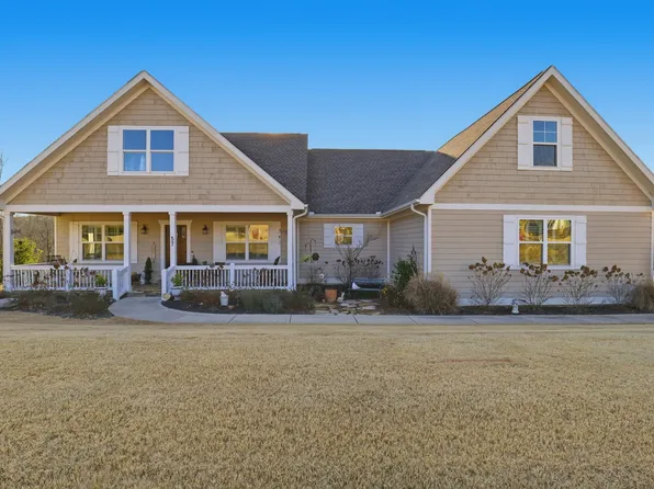 57 Pinerock Dr, Travelers Rest, SC 29690