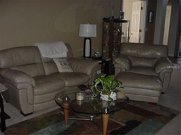 3rd image of 506 Ashton Dr