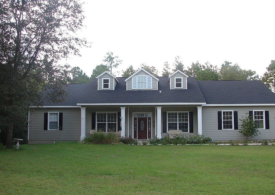 Rainbow Springs 4/3 Custom Home