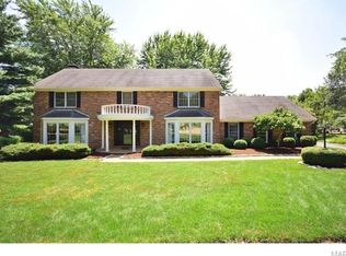 1624 Huguenot Ct, Chesterfield, MO