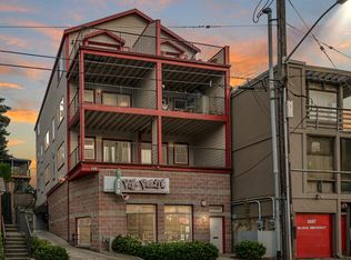 208 Boylston Ave E APT 3, Seattle, WA 98102