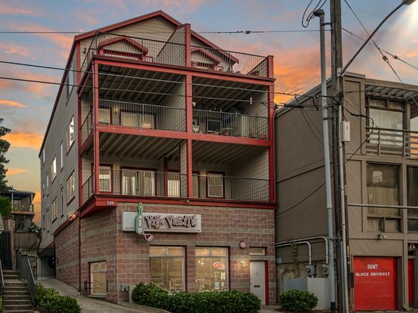 208 Boylston Ave E APT 3