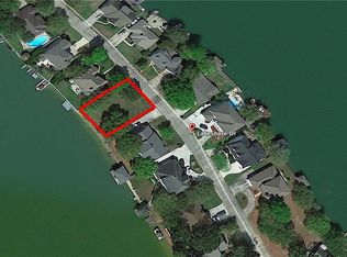 S Lakeshore Dr, Covington, LA 70433