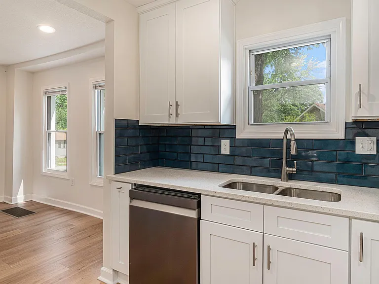 840 S Hardy Ave — Photo 10