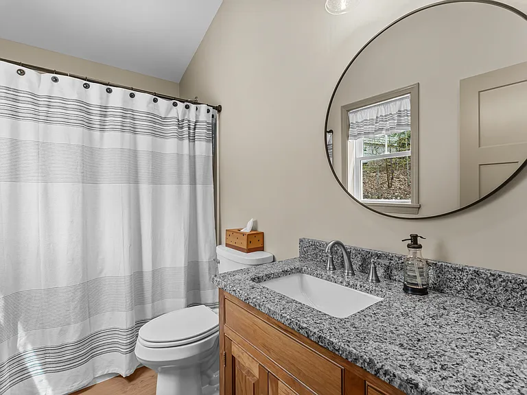 1296 W Shore Dr — Photo 8