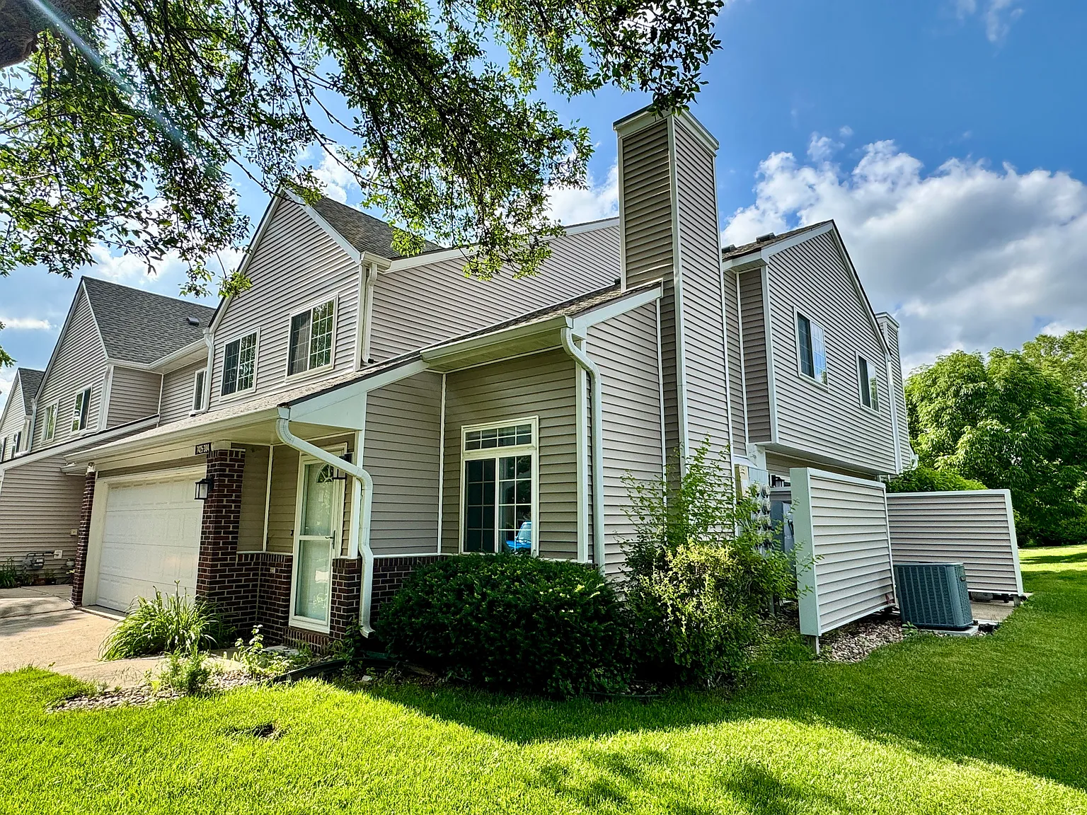 7425 Wistful Vista Dr — Photo 2
