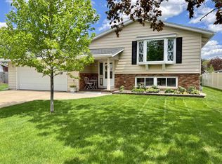 30 Caroline Ct, Fond Du Lac, WI 54935