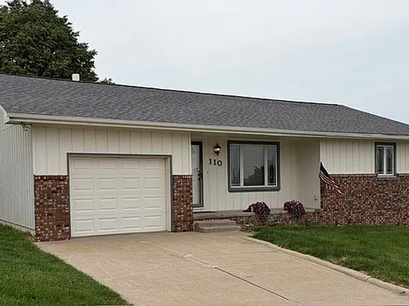 110 Terrel Ave, Treynor, IA 51575