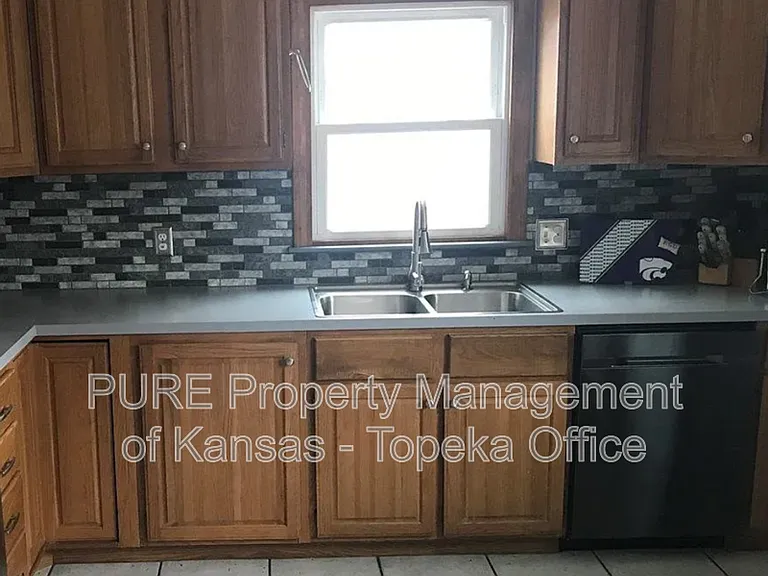 3520 SW Brendan Ave — Photo 5