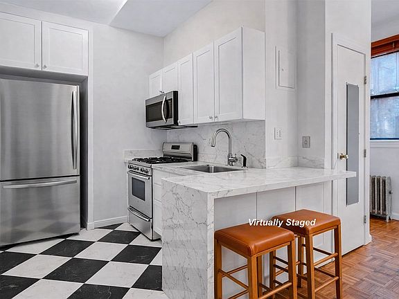 3rd image of 244 Riverside Dr APT 5E