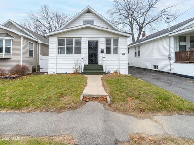 2621 Hendricks St, Schenectady, NY, 12306