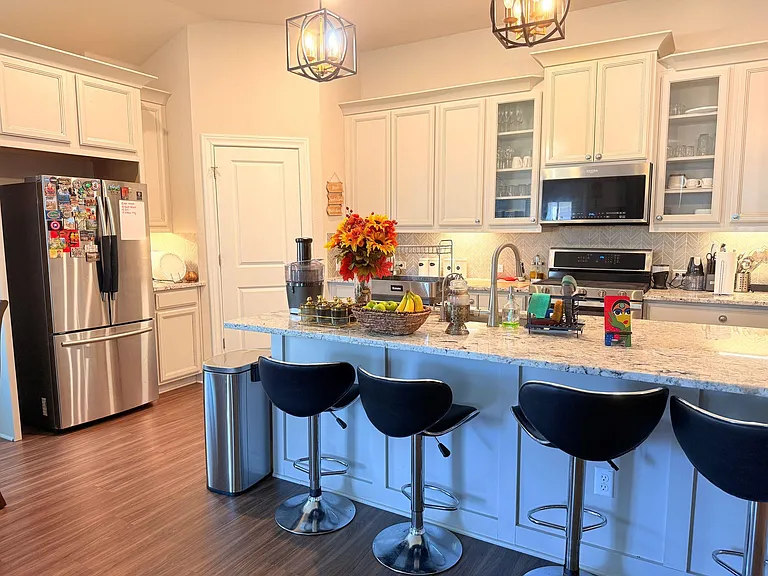 1224 Leaning Oak Ln — Photo 10
