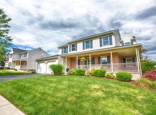 7 Mill Race Dr, Easton, PA 18045