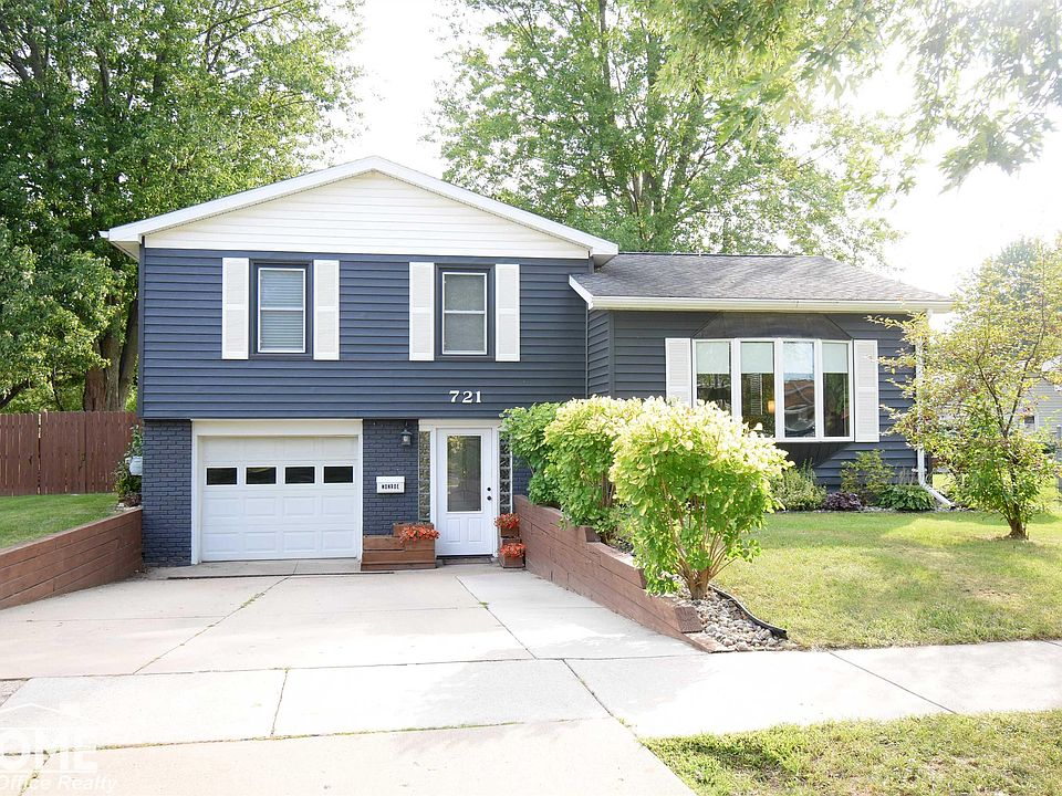 1st image of 721 Huntington Dr