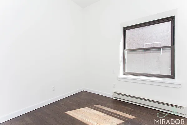 Rented by Mirador Real Estate | media 16