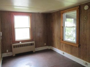 134 Main St APT 8, Fairfield, ME 04937