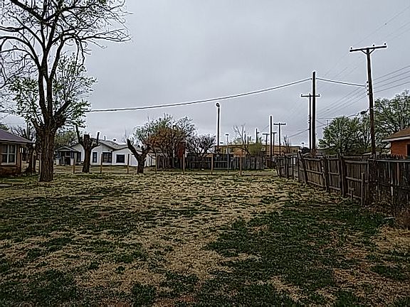 5th image of 410 Hornet Dr