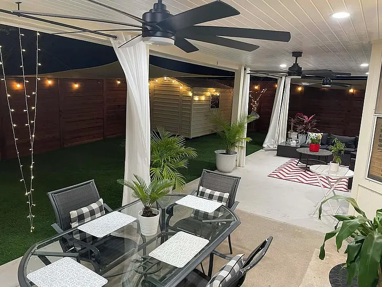 1401 Tetbury Ln — Photo 24
