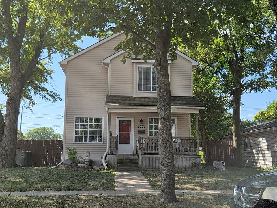 1st image of 1334 E George Ave