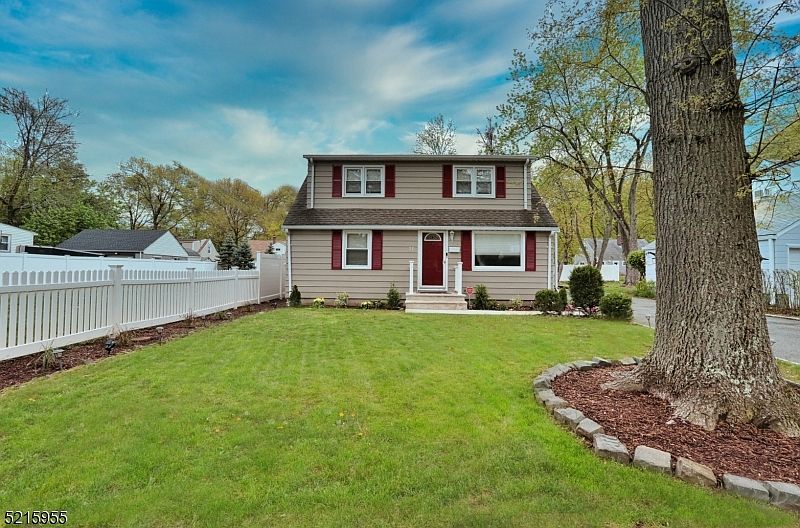1st image of 77 Mayfair Dr