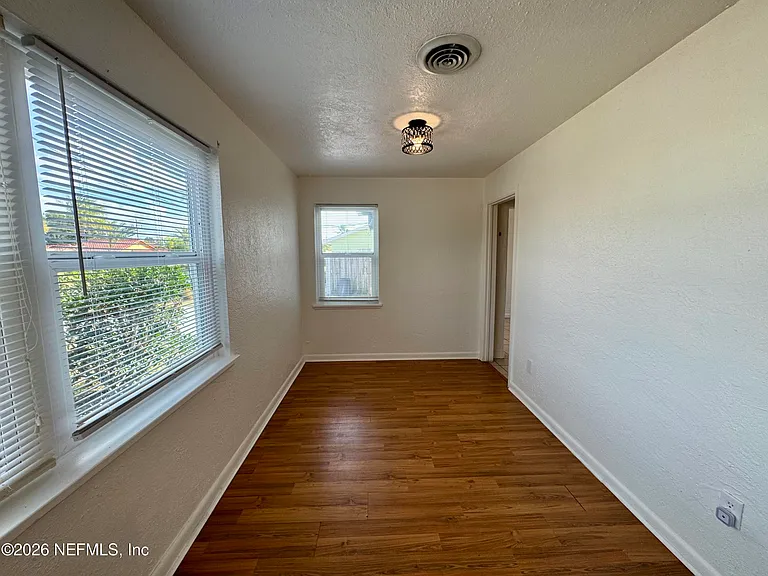 288 Boylston Ave — Photo 28