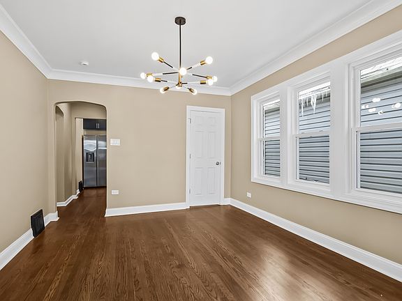 5th image of 511 W 104th St