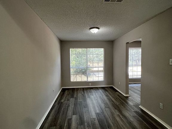 5th image of 3721 Flintwood Trl