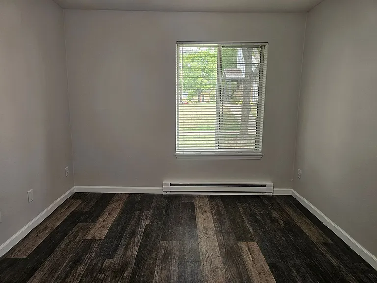 Orchard Village Apartments — Photo 74