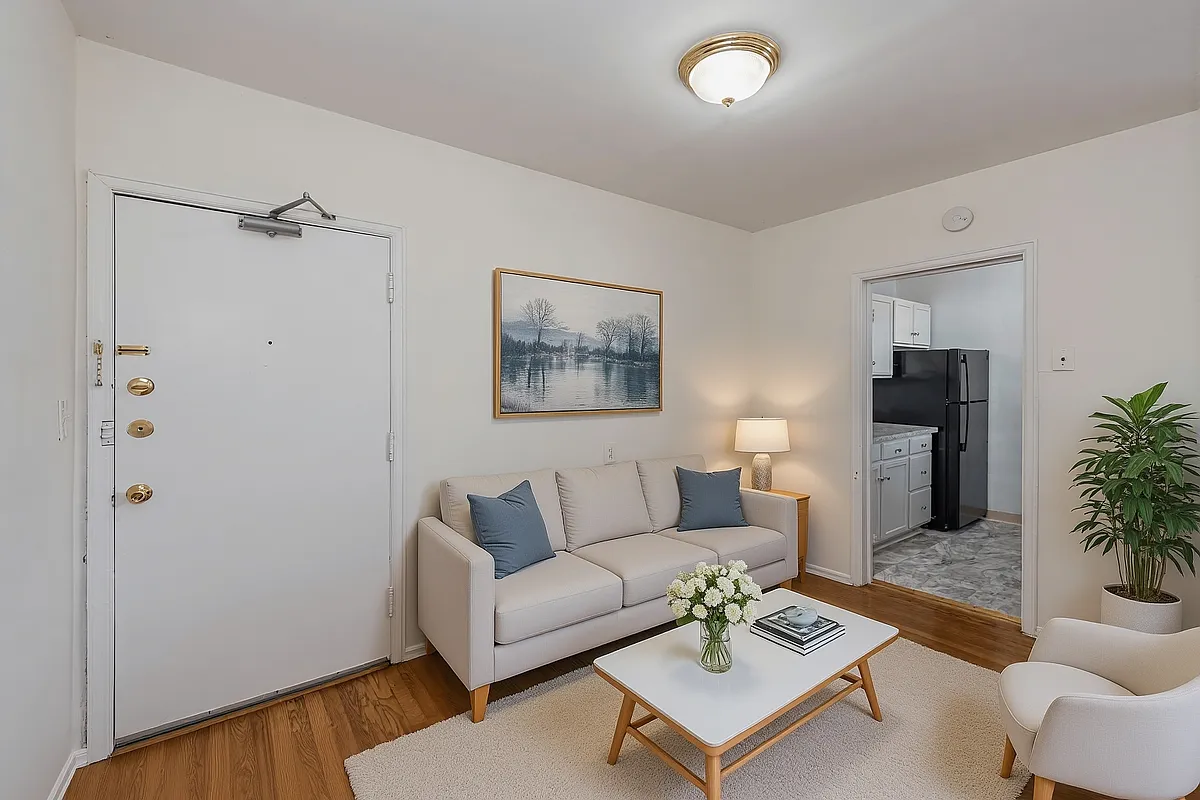 Building Photo - 7603-7615 Eastern Ave NW #7615-205