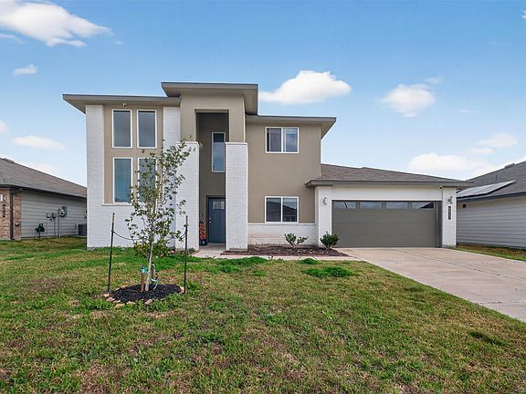 2nd image of 6823 Amber Cliff Ln