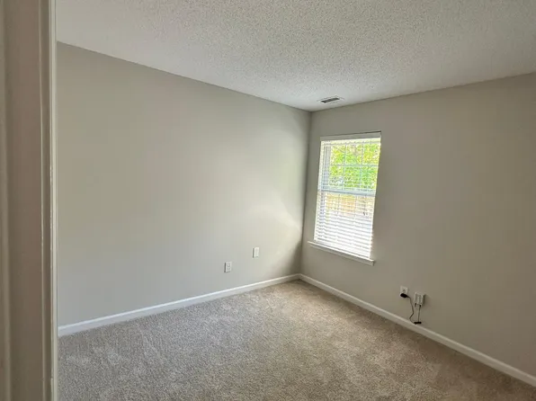 121 Cabana Dr, Apex, NC 27539