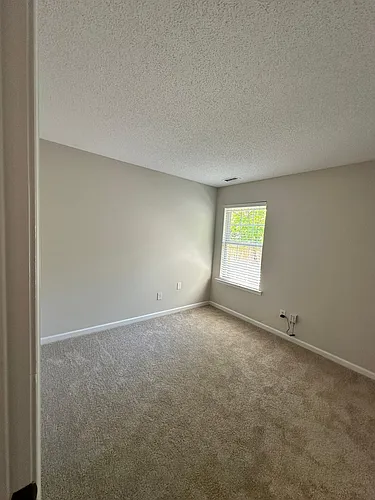 121 Cabana Dr Photo 1